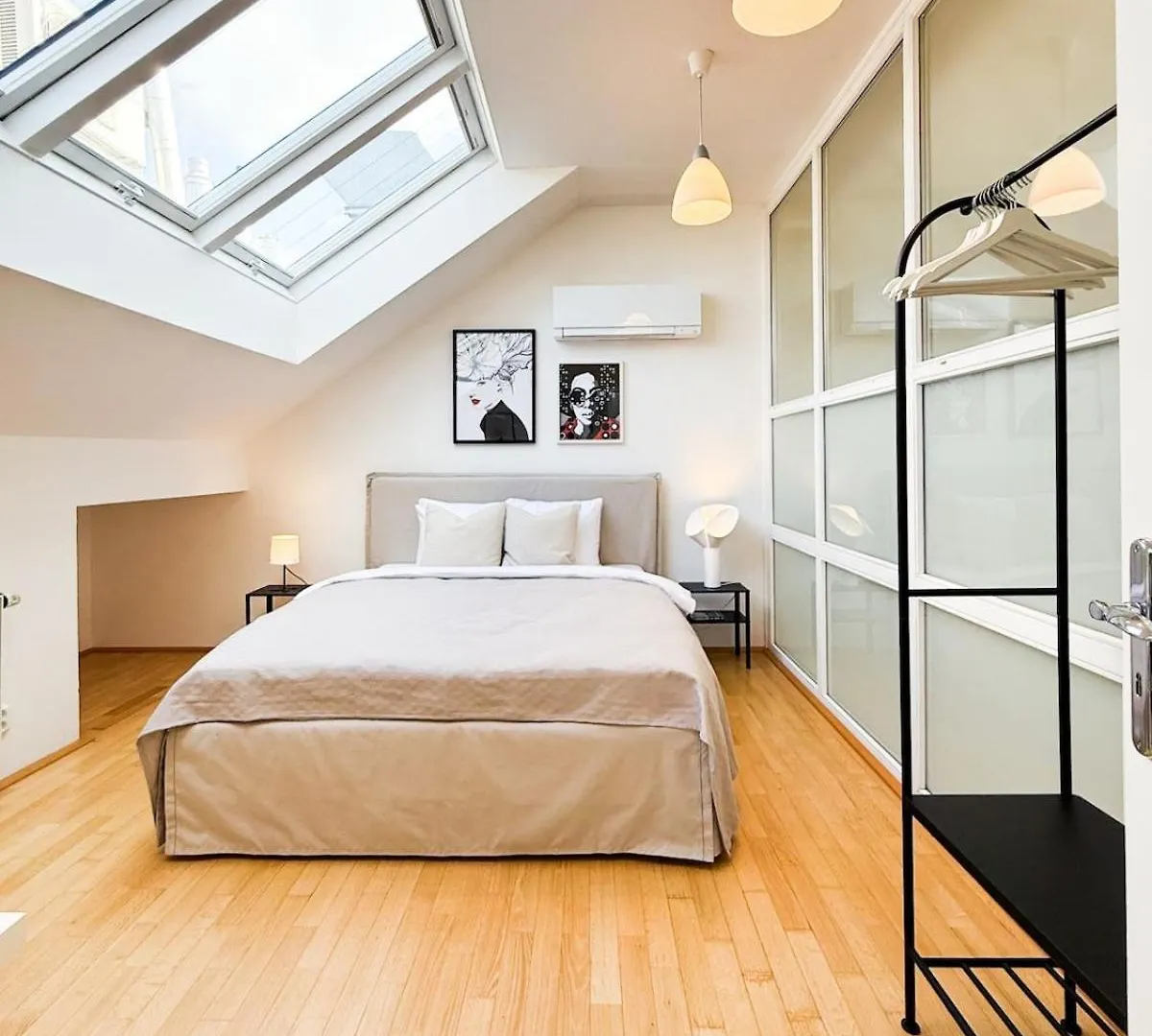 Turnkey I Old Town 5Br Loft Apartment Prague