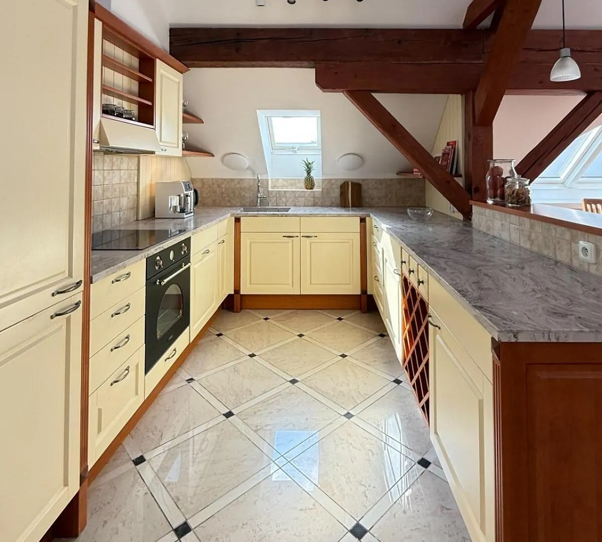 Turnkey I Old Town 5Br Loft Apartment Prague