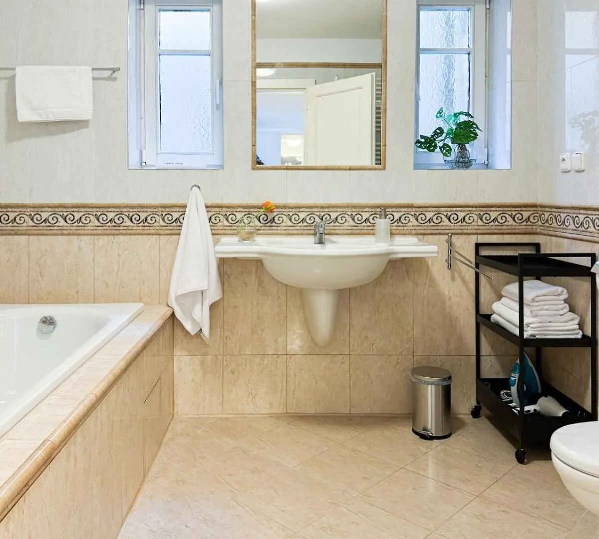 Turnkey I Old Town 5Br Loft Apartment Prague