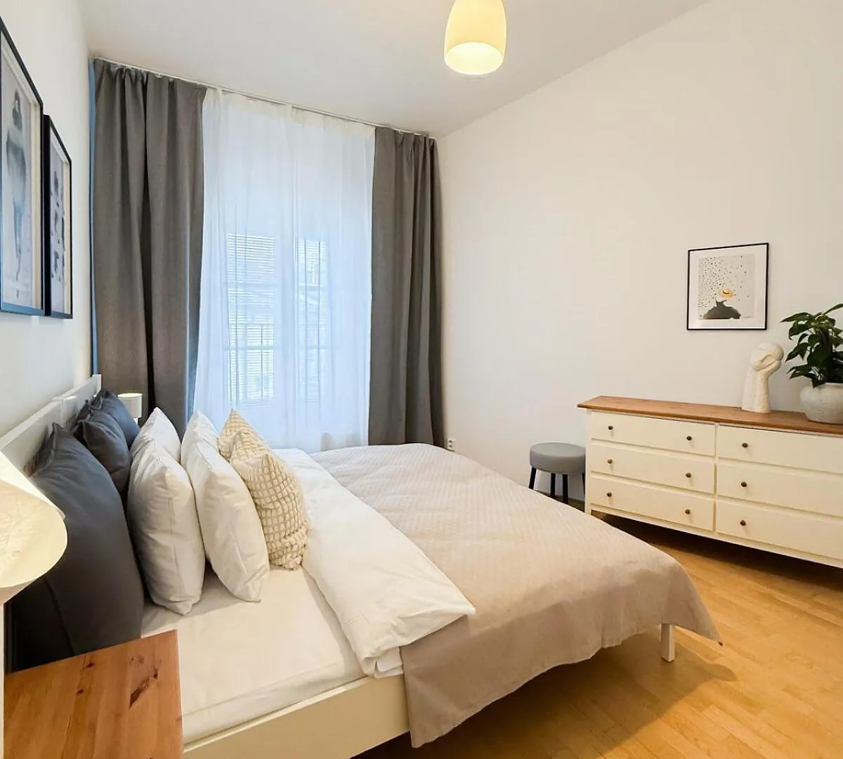 Turnkey I Old Town 5Br Loft Apartment Prague