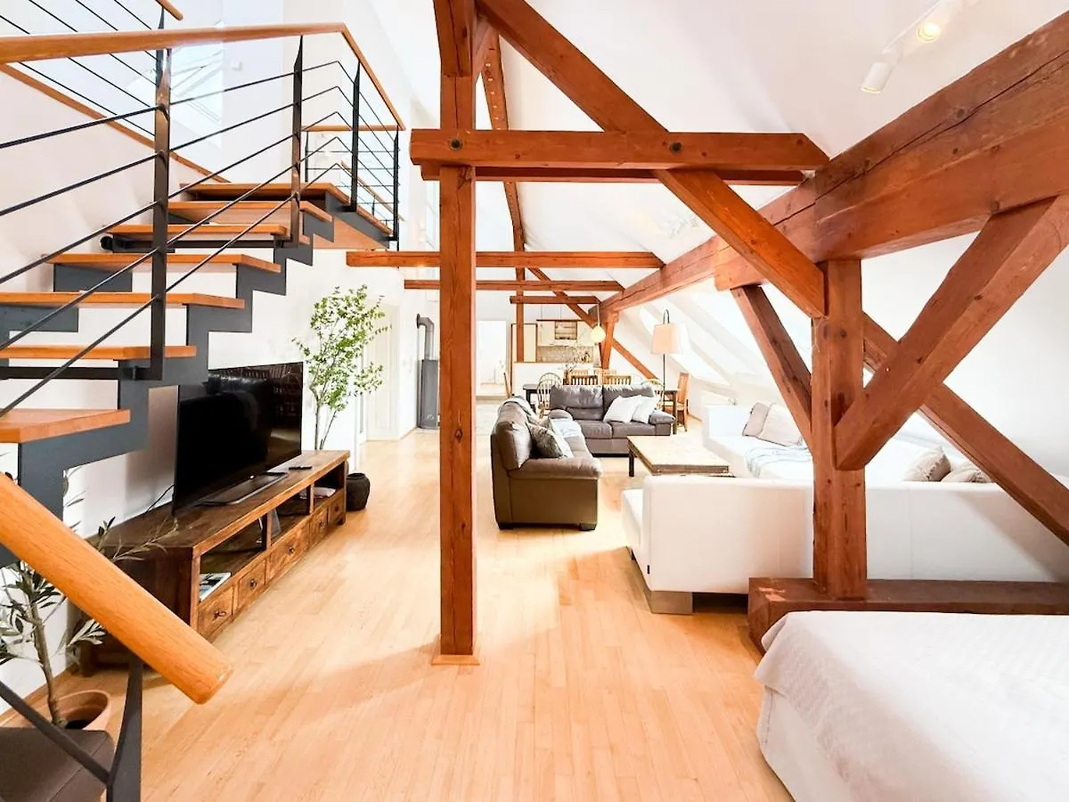 Turnkey I Old Town 5Br Loft Apartment Prague