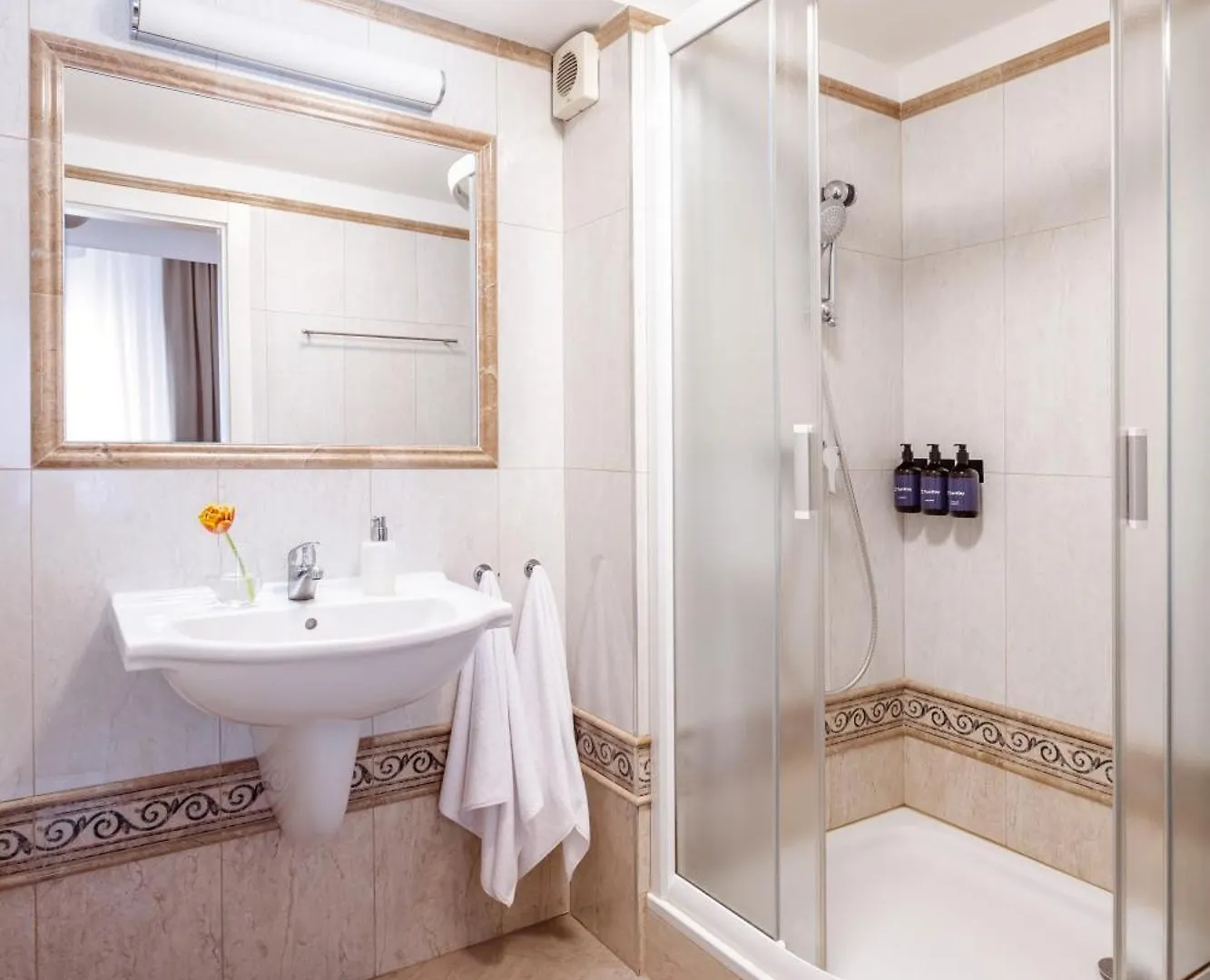 Turnkey I Old Town 5Br Loft Apartment Prague Czech Republic
