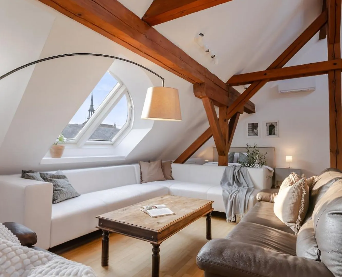 Turnkey I Old Town 5Br Loft Apartment Prague Czech Republic