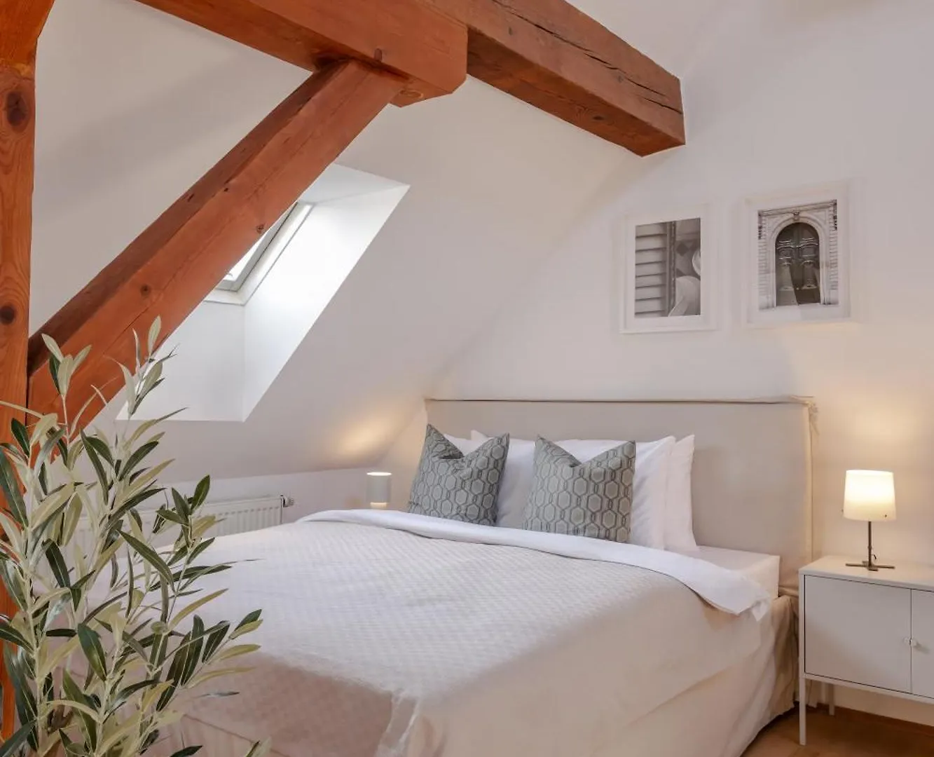 Turnkey I Old Town 5Br Loft Apartment Prague