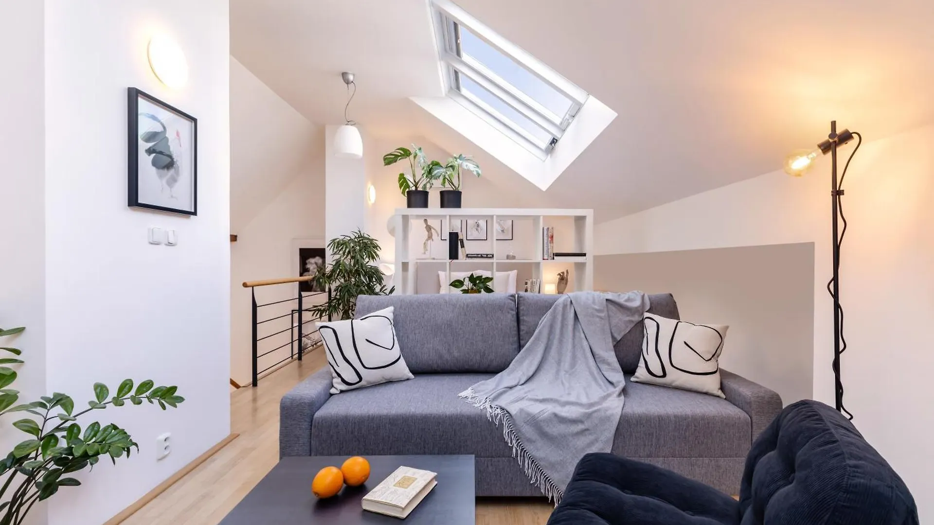 Turnkey I Old Town 5Br Loft Apartment Prague
