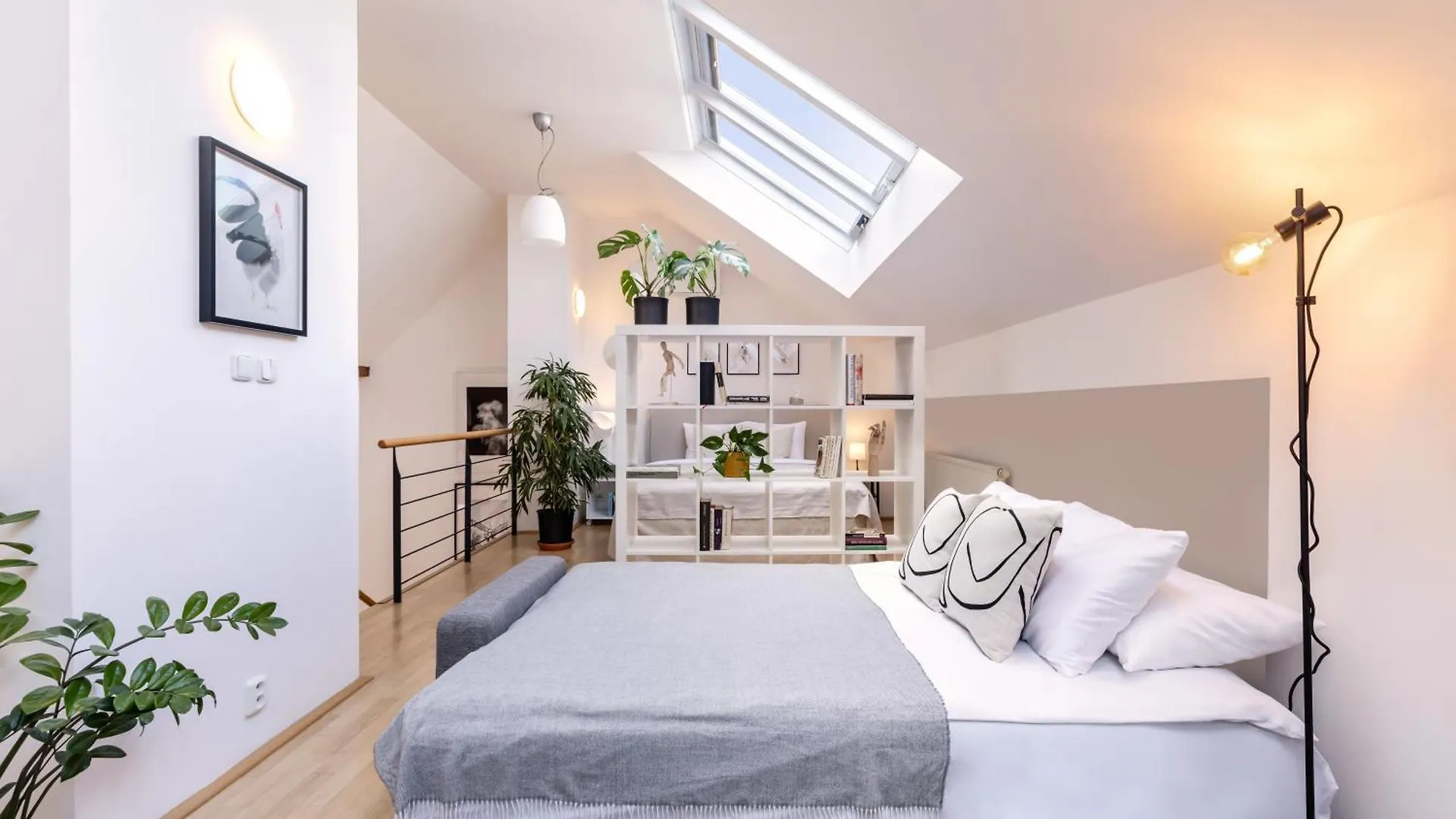 Turnkey I Old Town 5Br Loft Apartment Prague