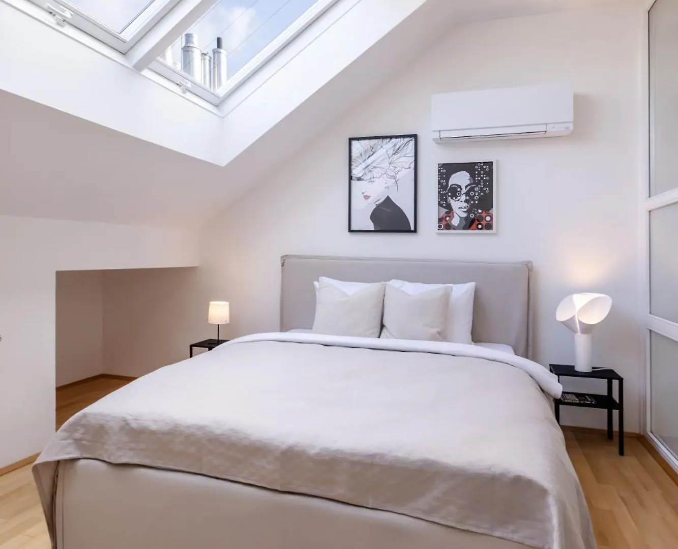 Turnkey I Old Town 5Br Loft Apartment Prague