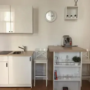  Apartmán Favorite In The Center Of 1